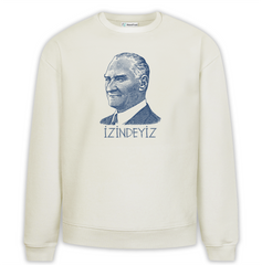 İzindeyiz Baskılı Premium Oversize Sweatshirt