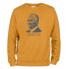 İzindeyiz Baskılı Regular Sweatshirt